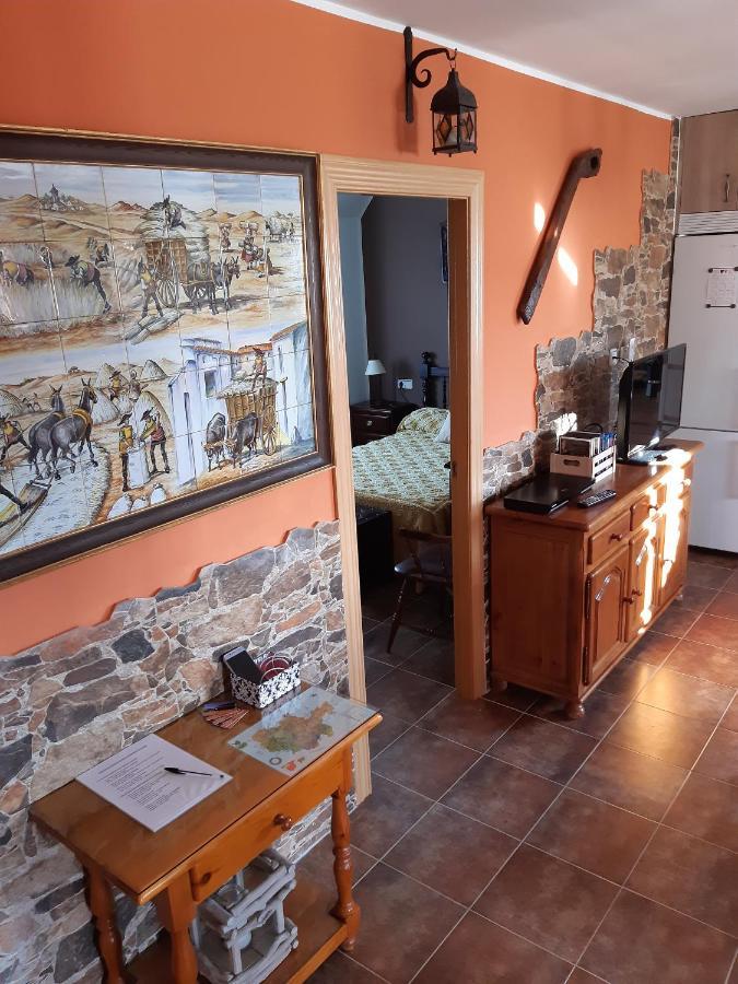 Casa Rural Mi Descanso Valdefuentes de Sangusín Εξωτερικό φωτογραφία