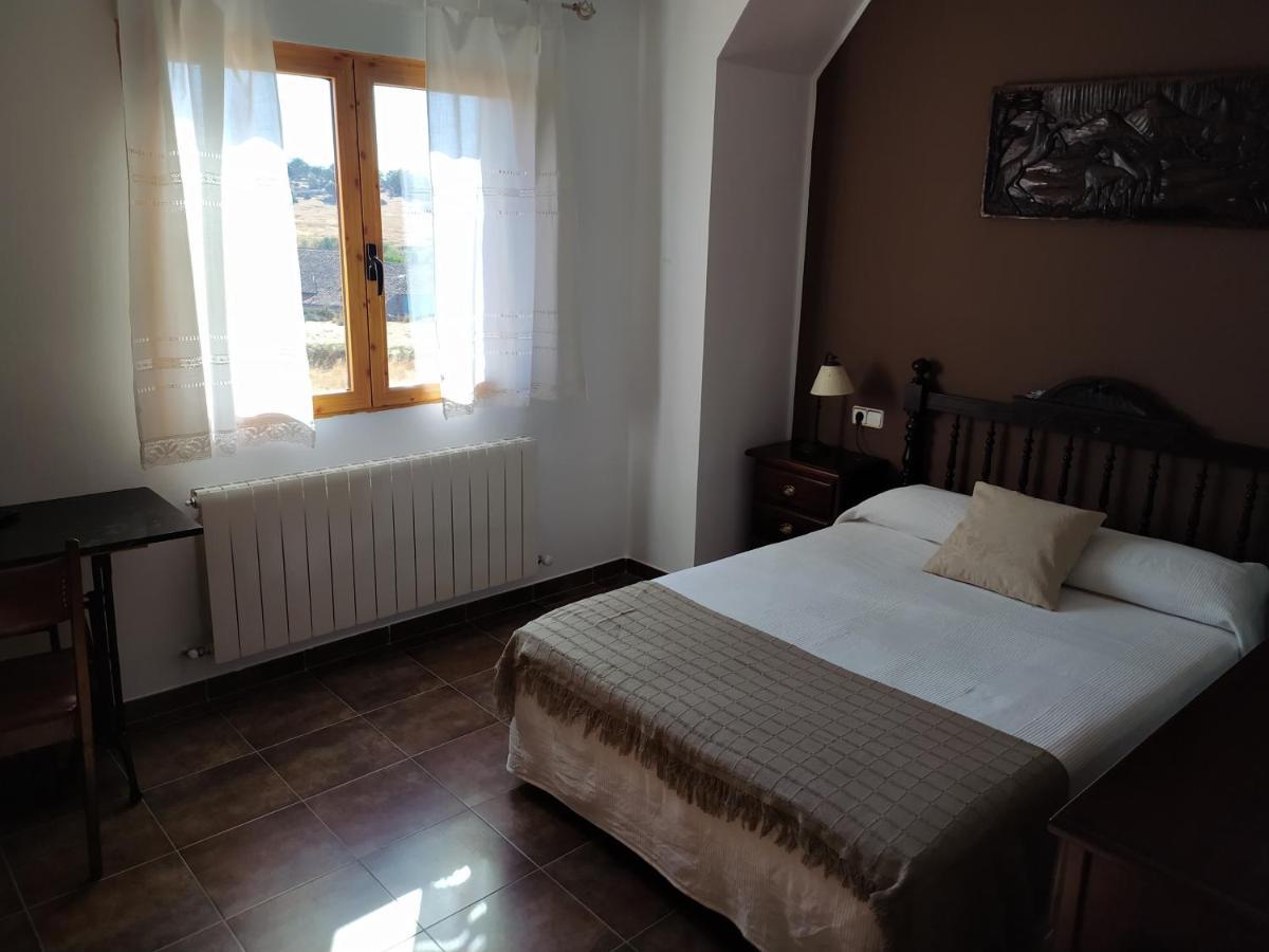 Casa Rural Mi Descanso Valdefuentes de Sangusín Εξωτερικό φωτογραφία