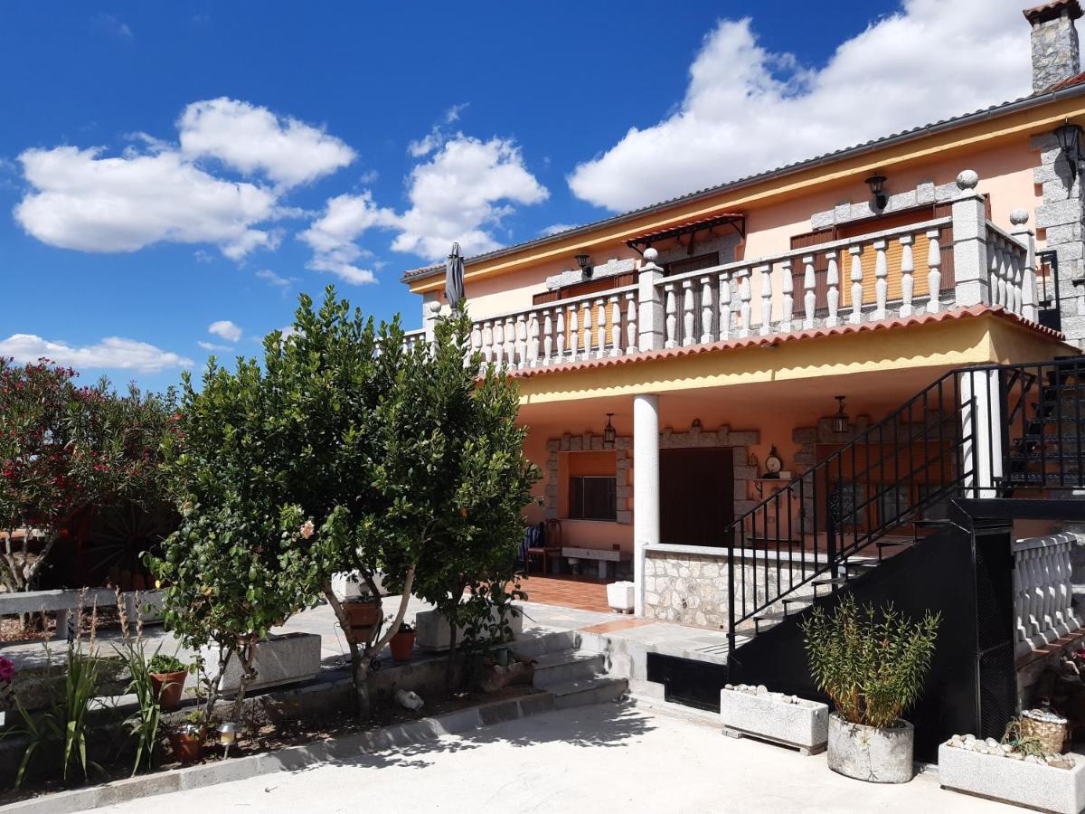 Casa Rural Mi Descanso Valdefuentes de Sangusín Εξωτερικό φωτογραφία